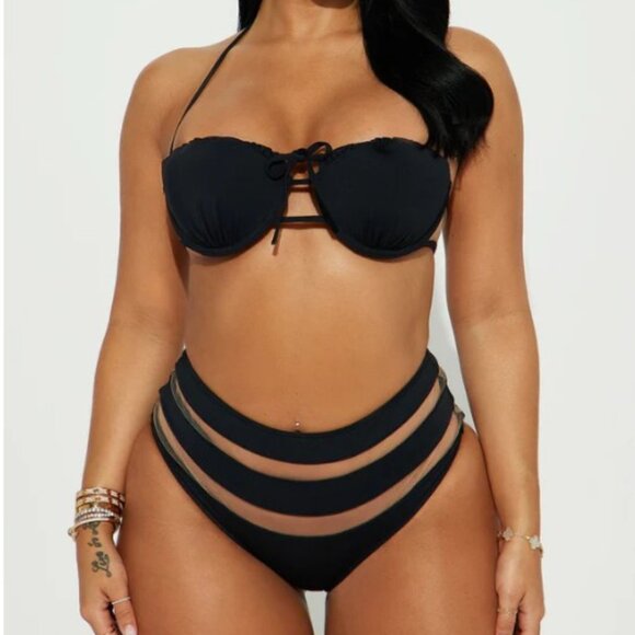 2 Piece Swimsuit Set - Picture 1 of 2